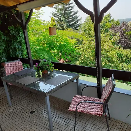 Διαμέρισμα Apartmanhaz Zalanki