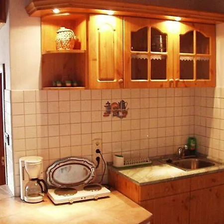 Apartment Apartmanhaz Zalanki Eger
