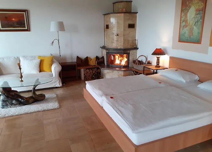 Apartmanhaz Zalanki Эгер