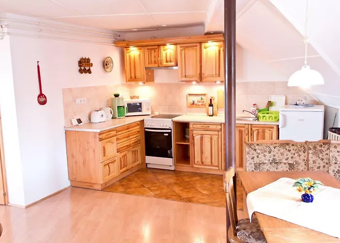 Apartmanhaz Zalanki